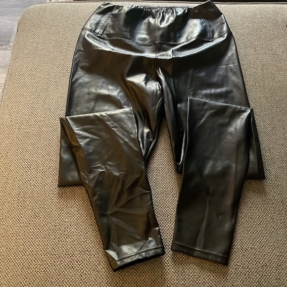 Aritzia Black Pleather leggings - Picture 5 of 6